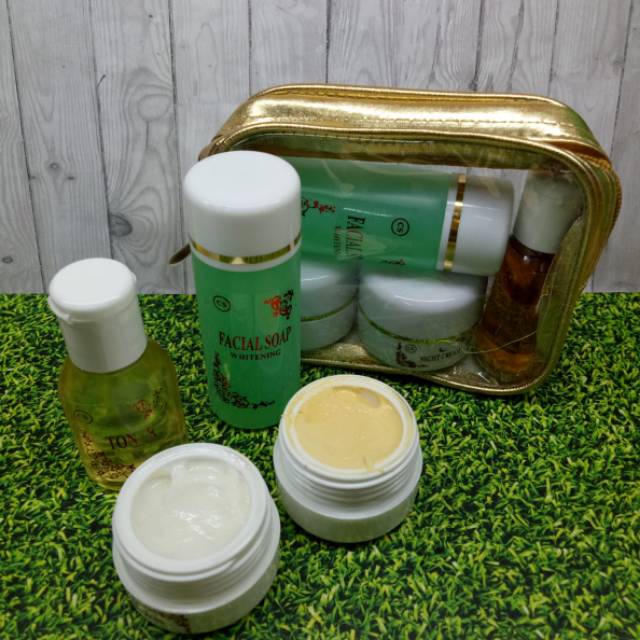 CREAM CS GOLD / CREAM SYAHRINI GOLD