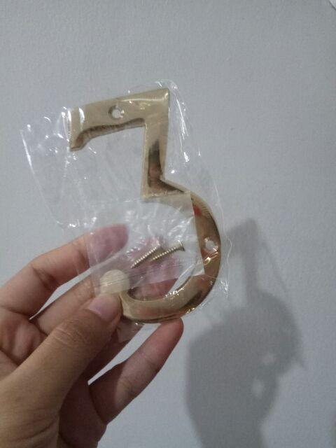 4 Nomor Angka Apartmen Rumah Toko Kuningan / Brass Number No. 3