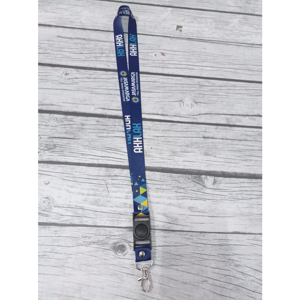 

Lanyard Jasamarga AKHLAK TOLL ROAD OPERATOR / Jasamarga AKHLAK / Lanyard Custom / Surabaya