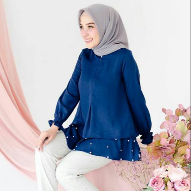 SHERLY BLOUSE NAVY XL by Wearing Klamby