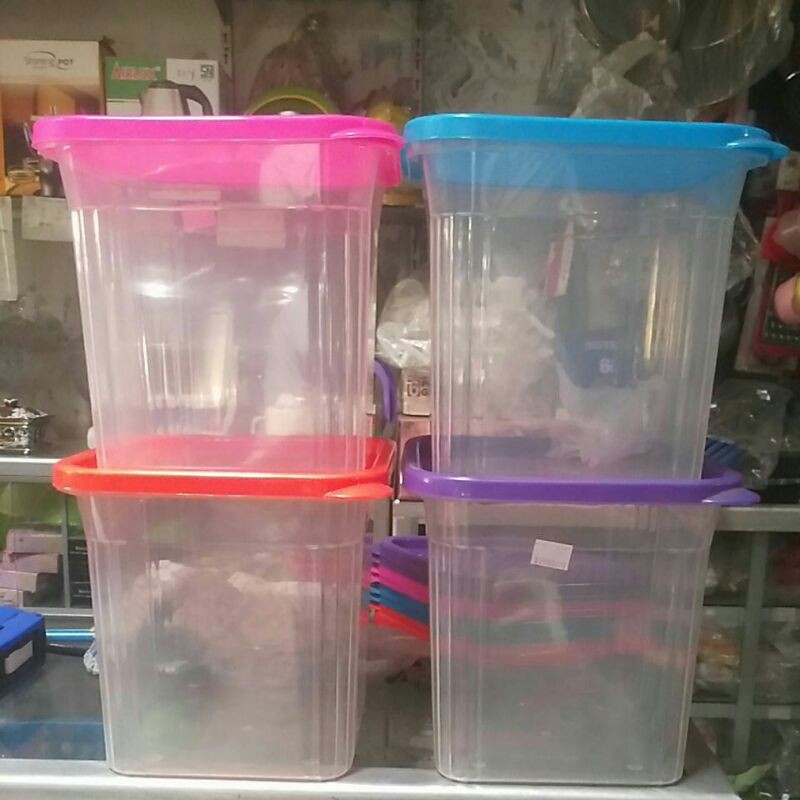 toples 5L Tanaka Plastic