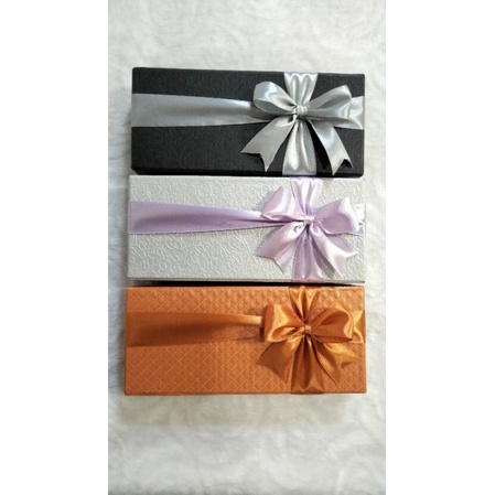 

KOTAK KADO/Gift Box Costum 17x7x3