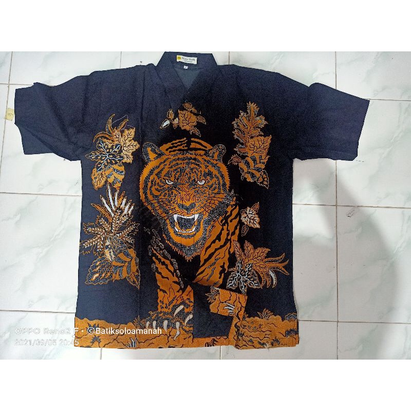 MAKA ALJAYA MACAN HARIMAU SUMATRA KEMEJA BAJU BATIK PRIA SOLO LENGAN PENDEK FULL FURING TNI POLISI SEKAR WESI PRIYAYI EMAS PARANG BUDOYO MERAK PUTIH KUNCORO DIGDOYO KEMBANG SAJEN GALING PURWO BINTANG DELING SEBELANGA NAVY PRABU UTOMO TUMURUN EMAS BAUREKSO