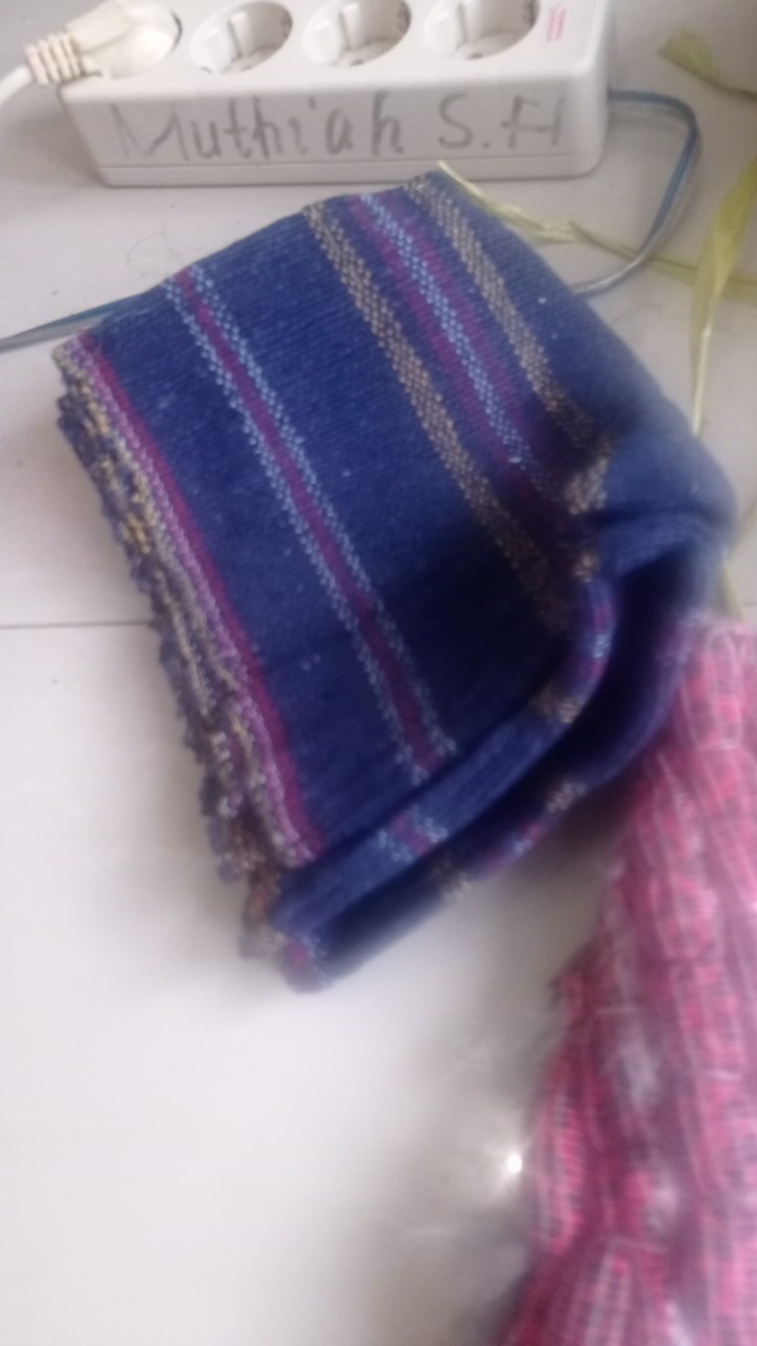 Kain Pel (putih/biru Dongker)