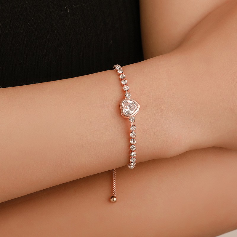 Gelang Fashion Rose Gold Love Zircon Gelang wanita segar dan sederhana