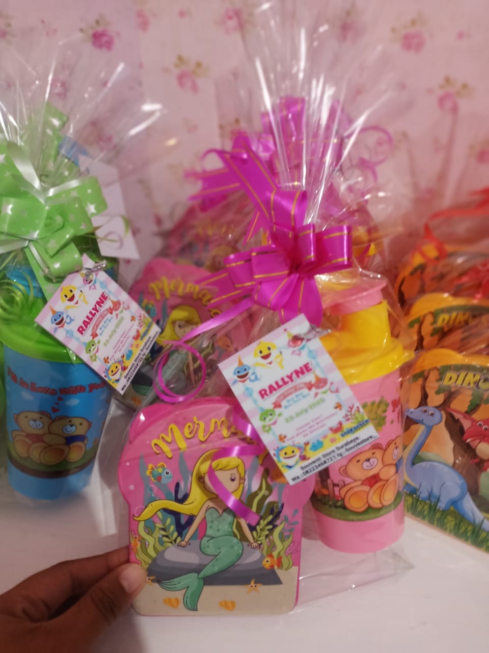 Souvenir Ultah Botol Minum Kotak Makan Mini