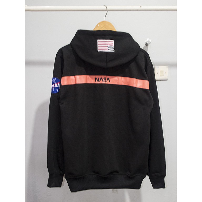 Hoodie nasa hitam