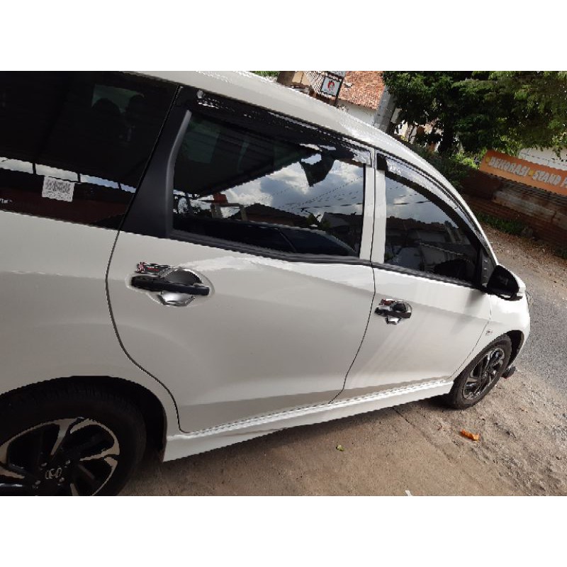 paket bodykit honda mobilio e atau s front lips side skirt dan difuser