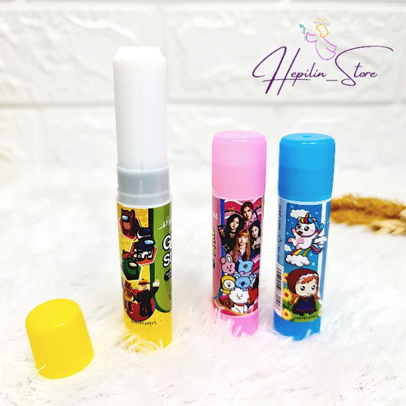 

Glue Stick Montana 10 Gram Fancy ECER 1 PC / Glue Stick Murah / Lem Stik Lucu