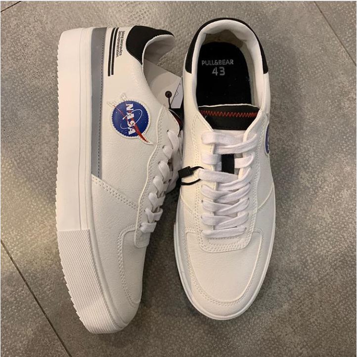 pull and bear nasa sneakers