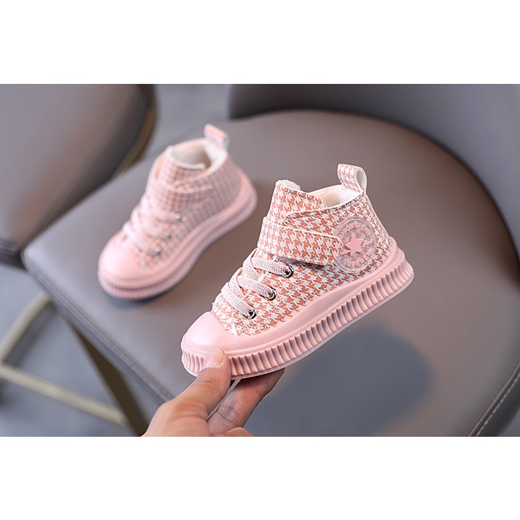 SEPATU ANAK PEREMPUAN IMPORT ANTLI SLIP PINK IMP ST