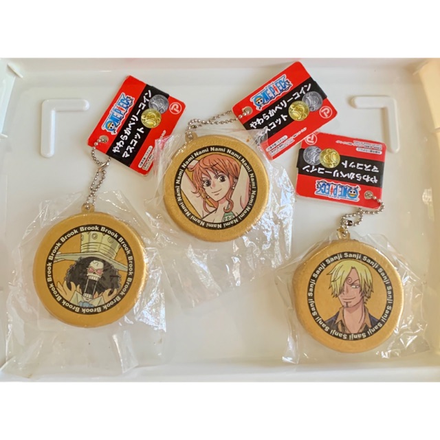 One piece coin rare squishy +one piece panda