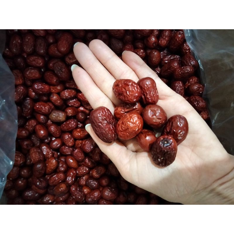 

Kurma China Merah 100gram