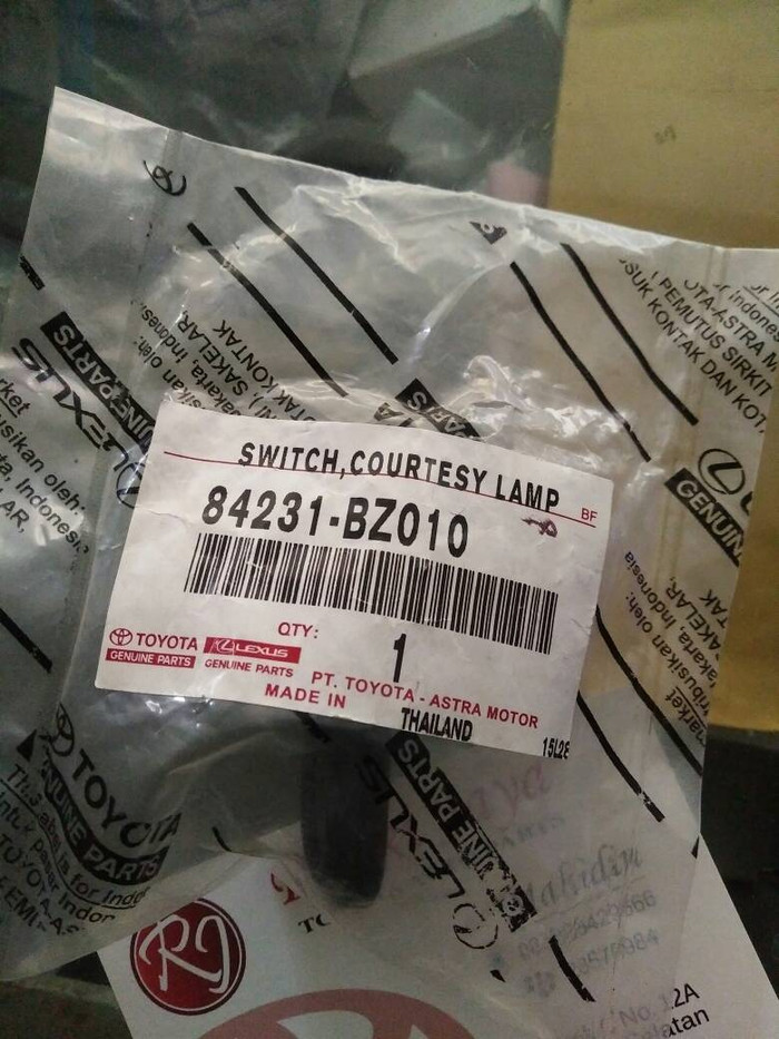 Switch Pintu Rush Terios