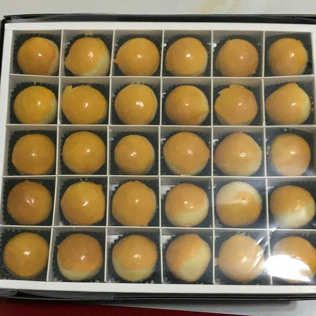 

PREMIUM Dus/box nastar sekat hijau muda isi 10 pcs