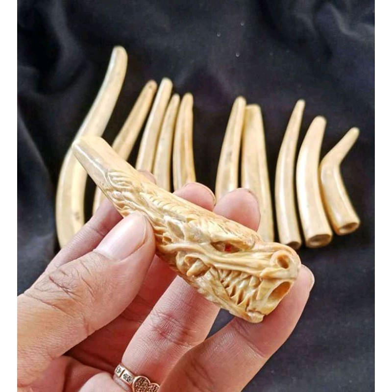 Pipa rokok once akar Bahar putih ukir naga galak