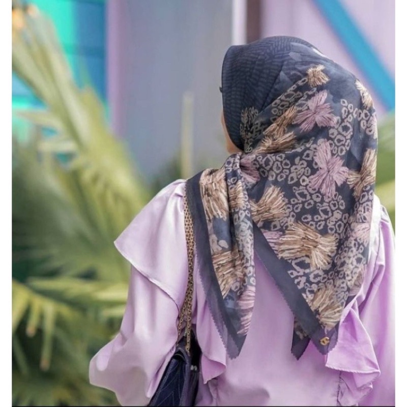 Buttonscarves les amities Indigo PL