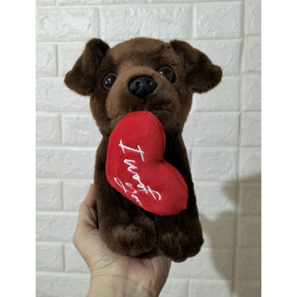 Boneka Anak Anjing Labrador pegang love