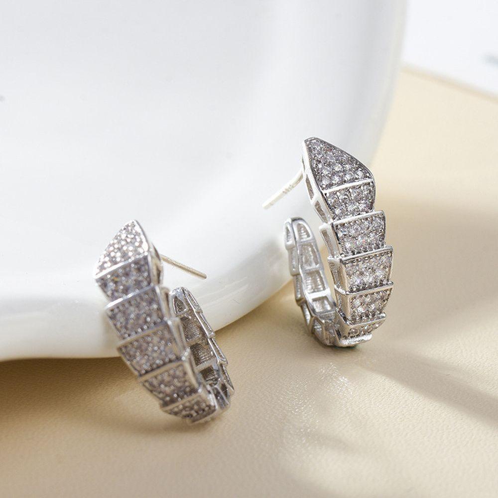 [Elegan] Anting Gaya Korea Kreatif Retro Elegan Shinny Trend Temperamen Anting Ular