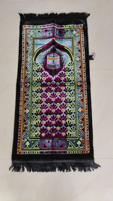 Sajadah Tanggung Motif Dan Warna Random