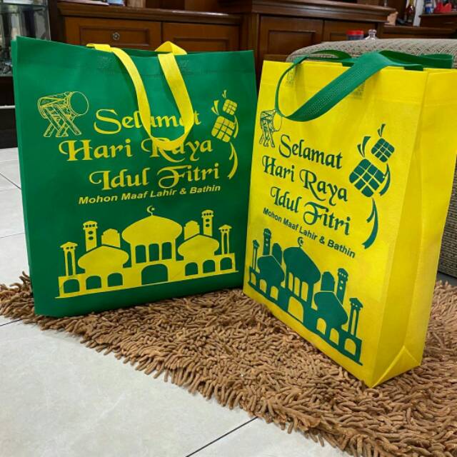 

Tas Spunbond Spounbond Box Goodie Bag 38x40x12 Free Desain Sablon Termurah By DSS Project