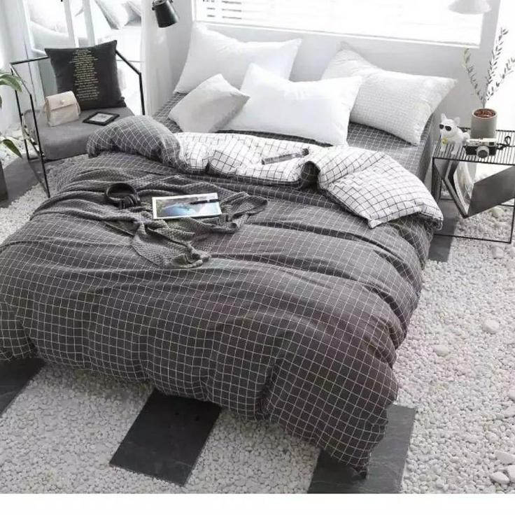sprei motif kotak hitam biru abu merah putih katun halus ( tanpa bedvover ) Terlaris