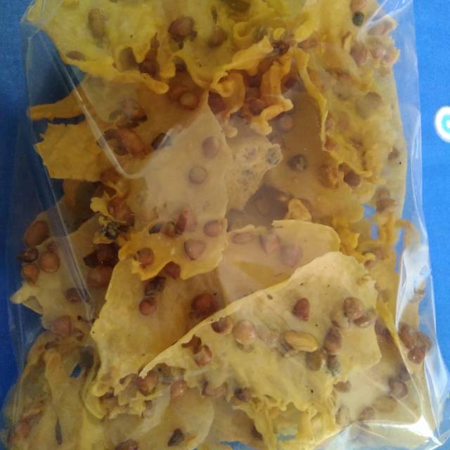 

Peyek kacang 250 gr