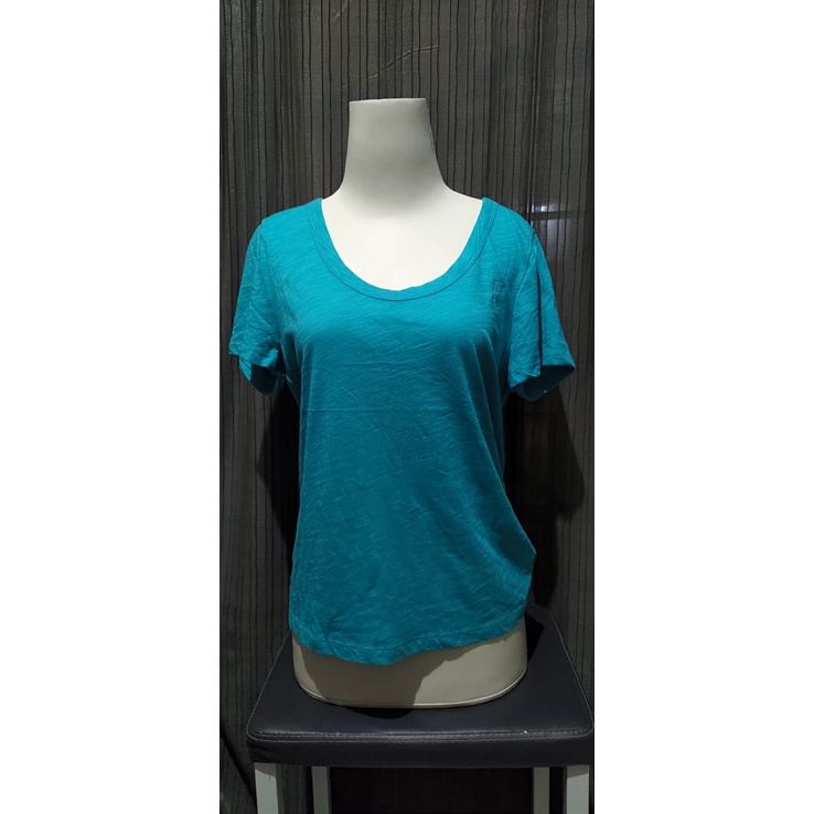 Kaos Wanita Old Navy without pocket