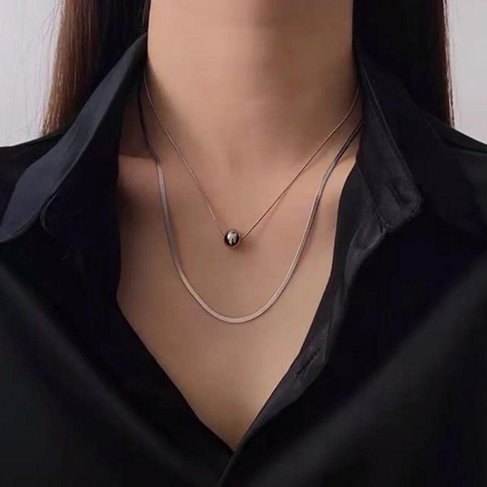 Needway   Kalung Gaya Korea Keren Sederhana Bola Bulat Double Layer Titanium Steel Kalung Tulang Ular