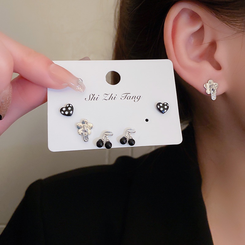 Set Anting Bentuk Hati Bunga Cherry Geometris Serbaguna
