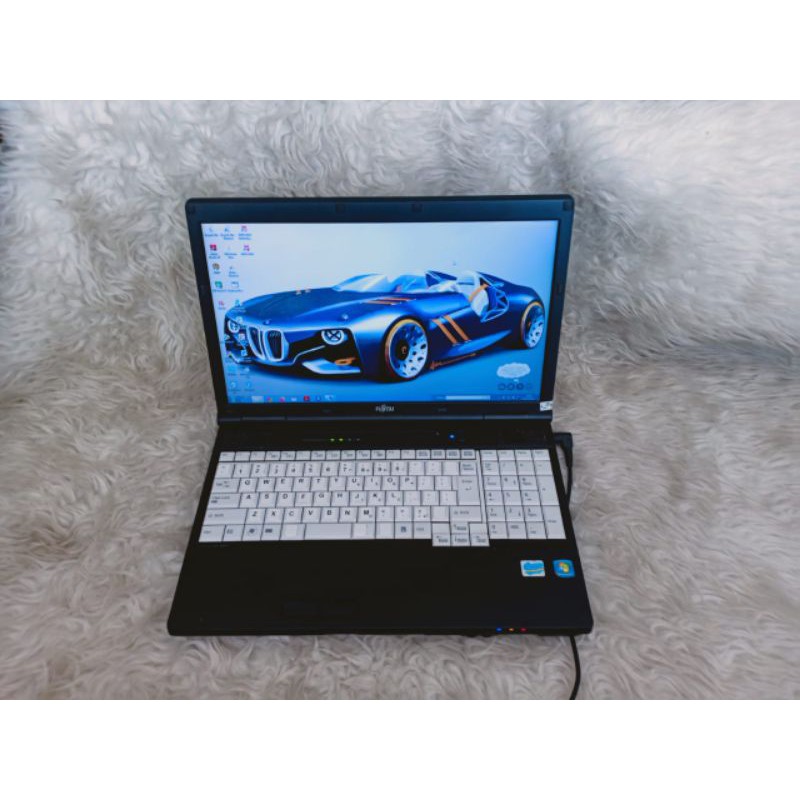 J26 Laptop Fujitsu A561 Ram 4gb HDD 250gb core i3