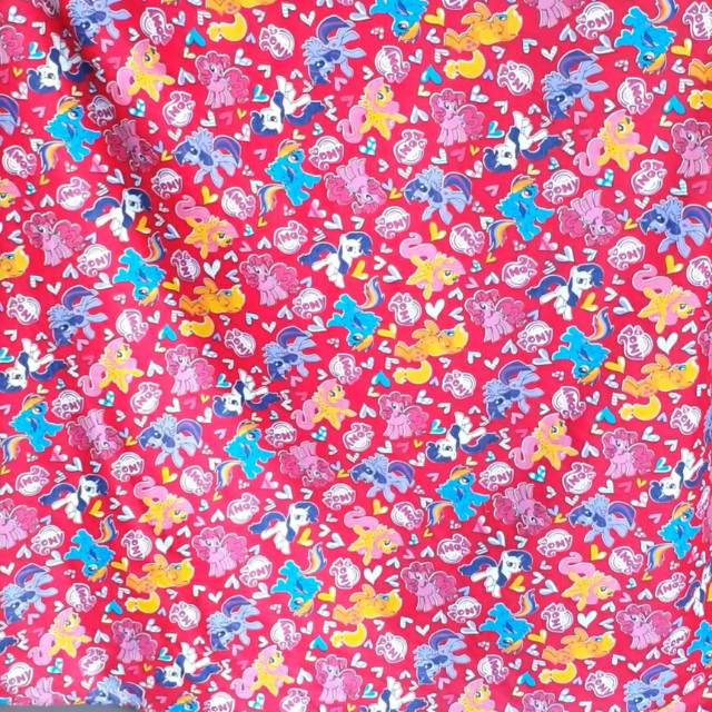 Kain Sprei Motif Kuda Poni