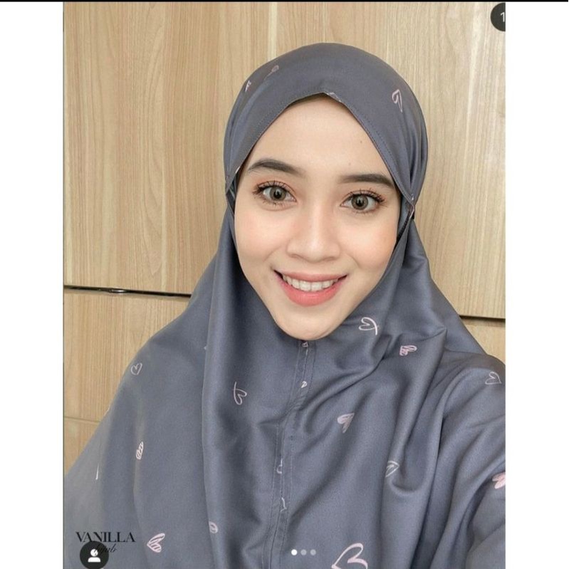 everyday bergo vanilla hijab (new)