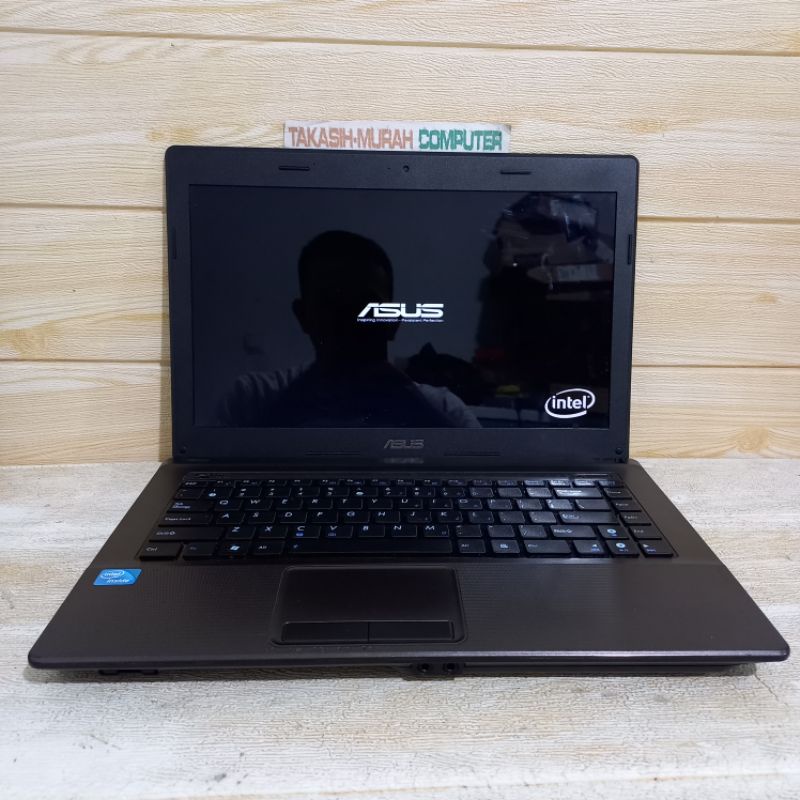 Laptop Asus 14 inc 2GB/500GB windows10 Second