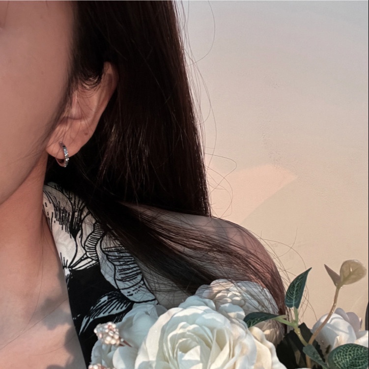 Anting Hoop Berlian Untuk Aksesoris