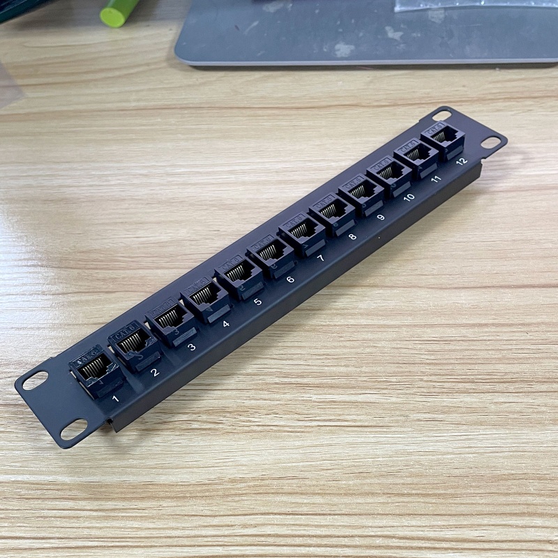 Vivi 12-Port CAT6 Unshielded Patch Panel Rackmount 12x Port Gigabit RJ-45 Eterna