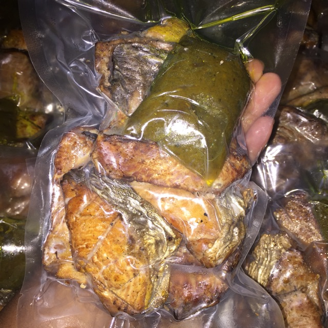 

Ikan manyung asap plus bumbu