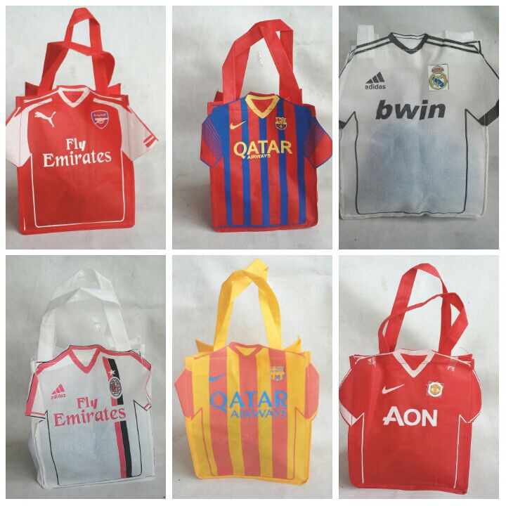 

Tas Spunbond Bola/tas spunbond goodiebag/tas ulangtahun /tas hajatan