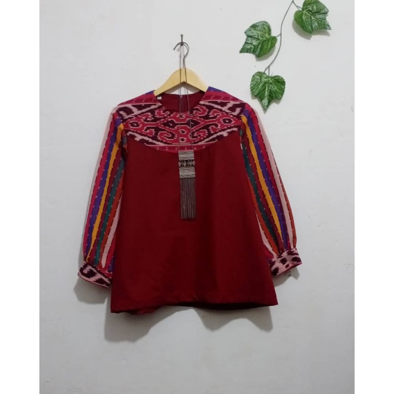 BLUS TENUN ,FURING TRICOT