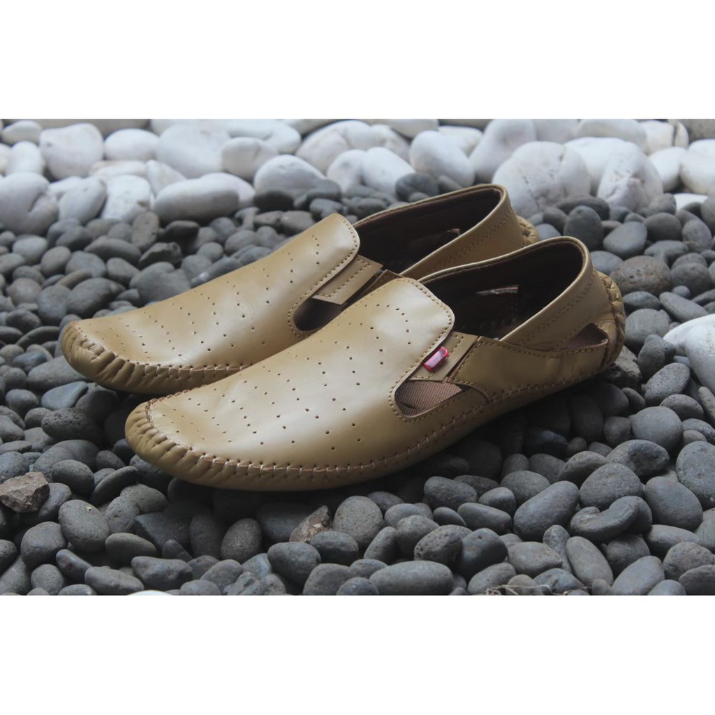 Sepatu Slip On Pria Casual Pansus Cowok Dewasa Santai Kulit Asli Bandung