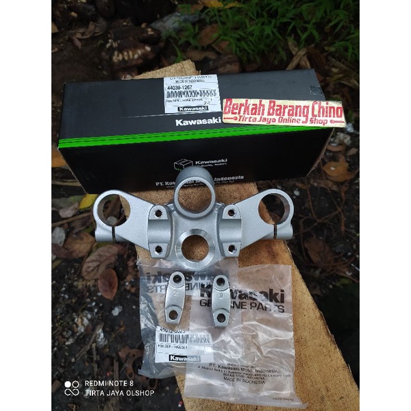 T segitiga atas sok depan klem stang kawasaki ninja r original baru