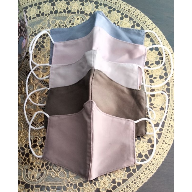 Masker kain duckbill warna nude