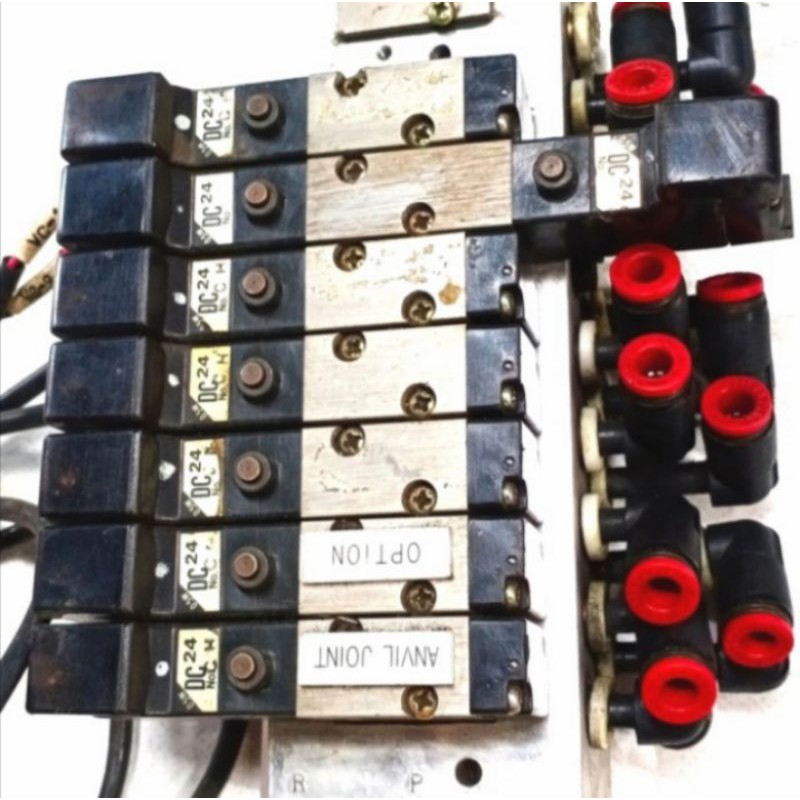 Selenoid Valve 6 Station 5-Port PCS244-NB-D24SP 24V Dc Tube 4Mm Kuroda
