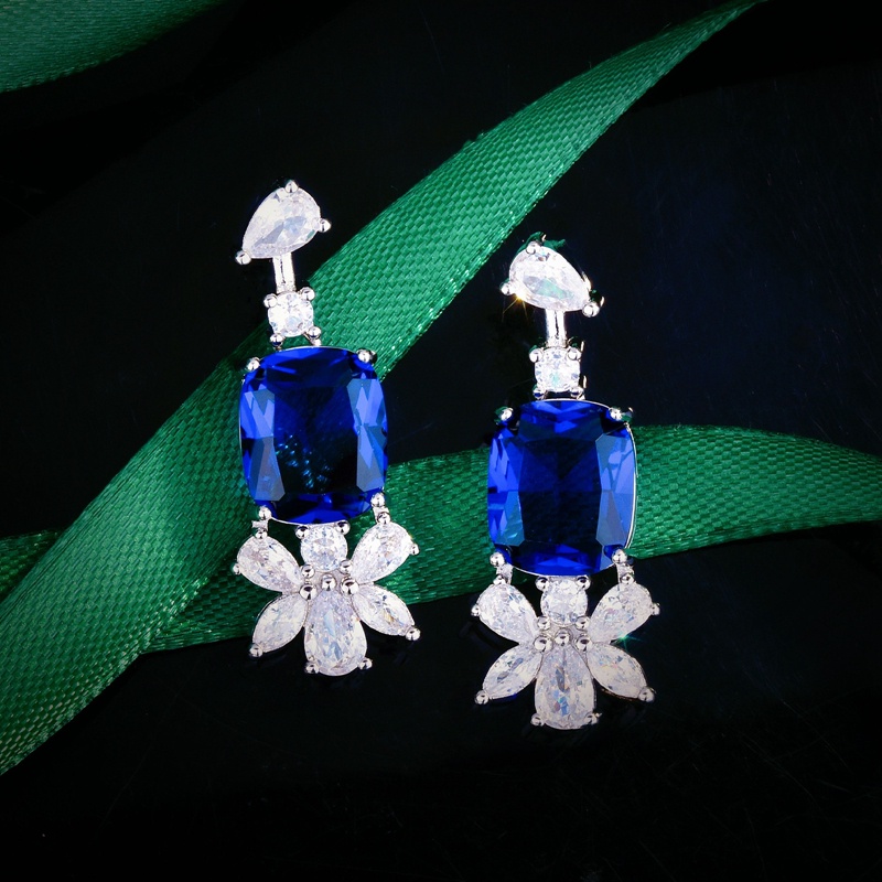 Anting Drop 925 Silvery Bentuk Bunga Warna Biru Bahan Cubic Zirconia Untuk Wanita