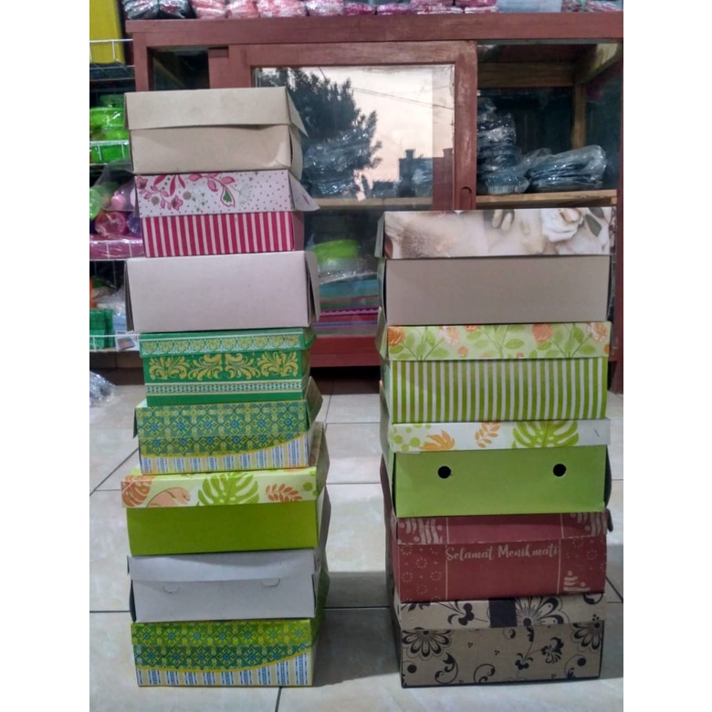 kardus berkat hajatan