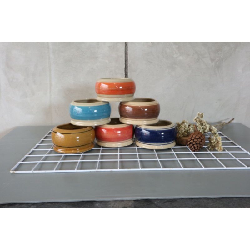 Cepuk Keramik Wadah Pakan Burung Merpati Pot Mangkok Kramik Mangkuk Makanan HewanCepuk Kramik Asli M