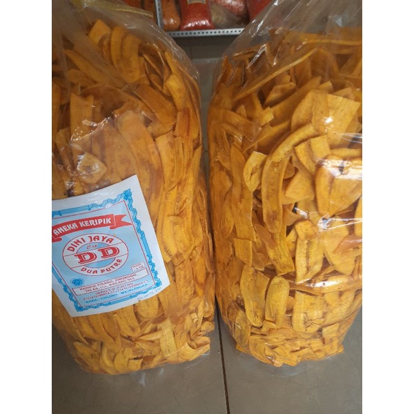 

paket spesial 1000 gram keripik pisang asin gurih produk DD snack majalengka / paket lebaran packing aman dengan kardus dijamin pelanggan puas / snack cemilan makanan ringan kiloan 1 KG