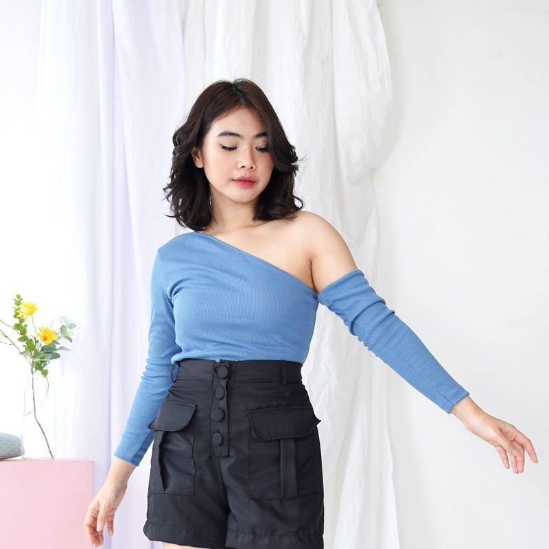 Atasan Blouse Tanktop Kamisol Whitney Asymetri Neck Sexy Long Sleeve Cewe Wanita Paling dicari laris