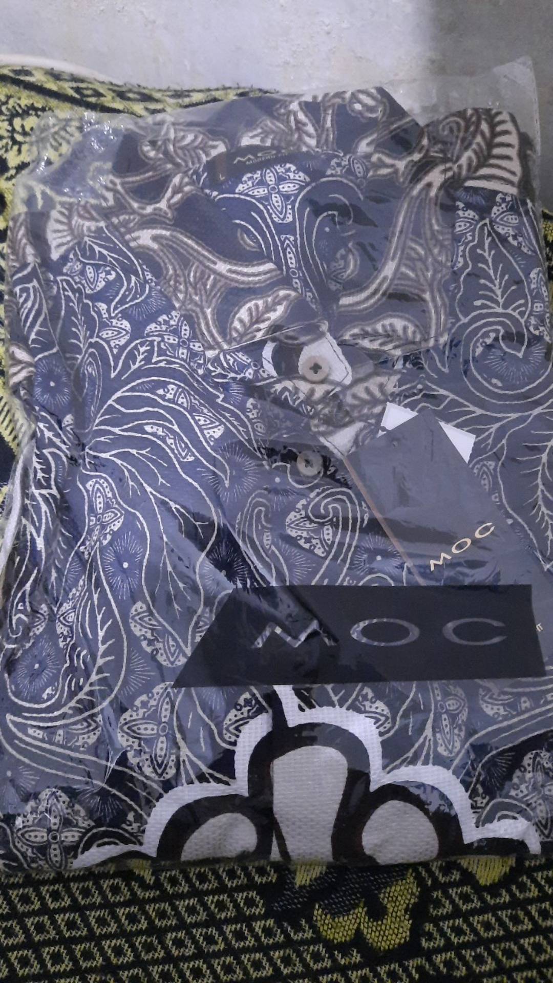 Moc Kemeja Batik Lengan Panjang Modern Fit Tunggadewa-brown