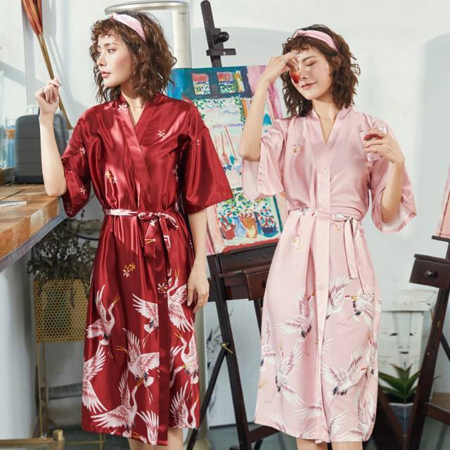 Kimono Satin Kualitas Super Cantik Import Big Size Fit XXL XXXL